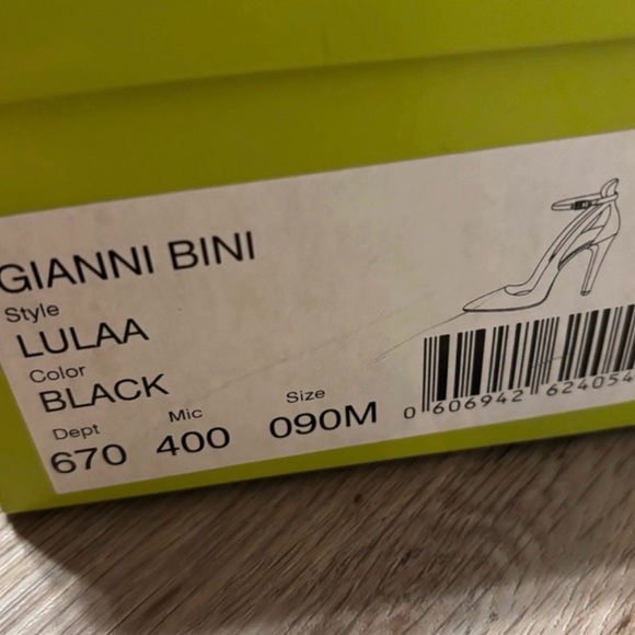 Gianni Bini Black Suede Cut-Out Ankle Strap Pointed Toe Heels Size 9 EUC - Picture 13 of 13